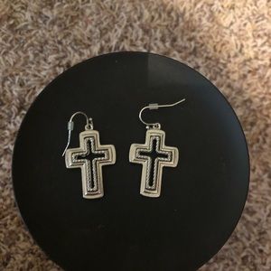 Cross earrings and stretchy bracelet